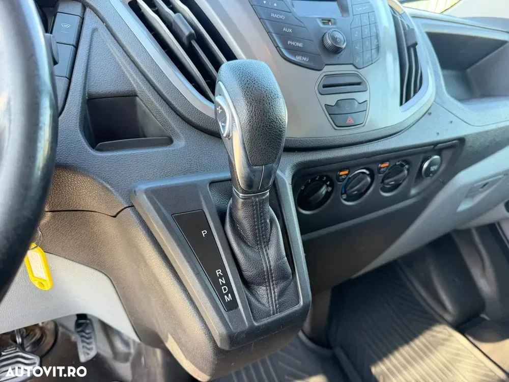 Ford Transit AUTOMAT L3H2 — imagine 3