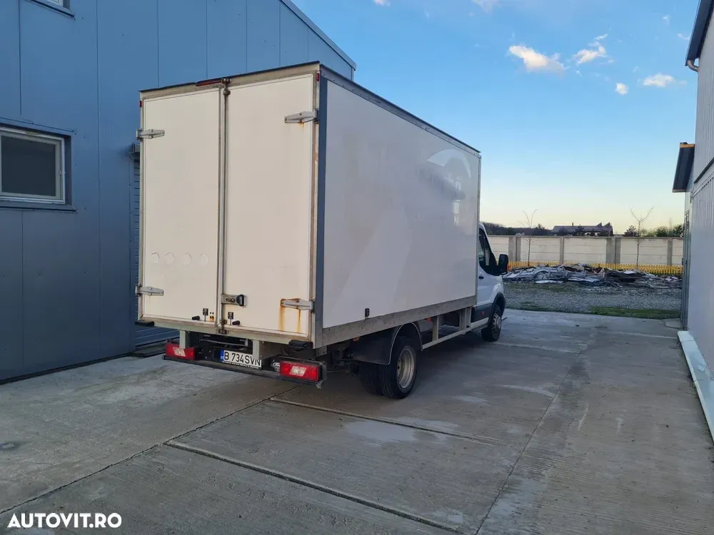 Ford Transit — imagine 6