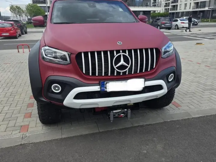 Mercedes-Benz X350