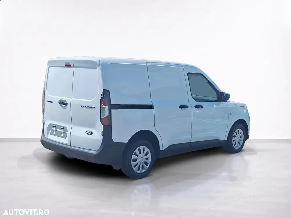 Ford Transit Courier — imagine 5