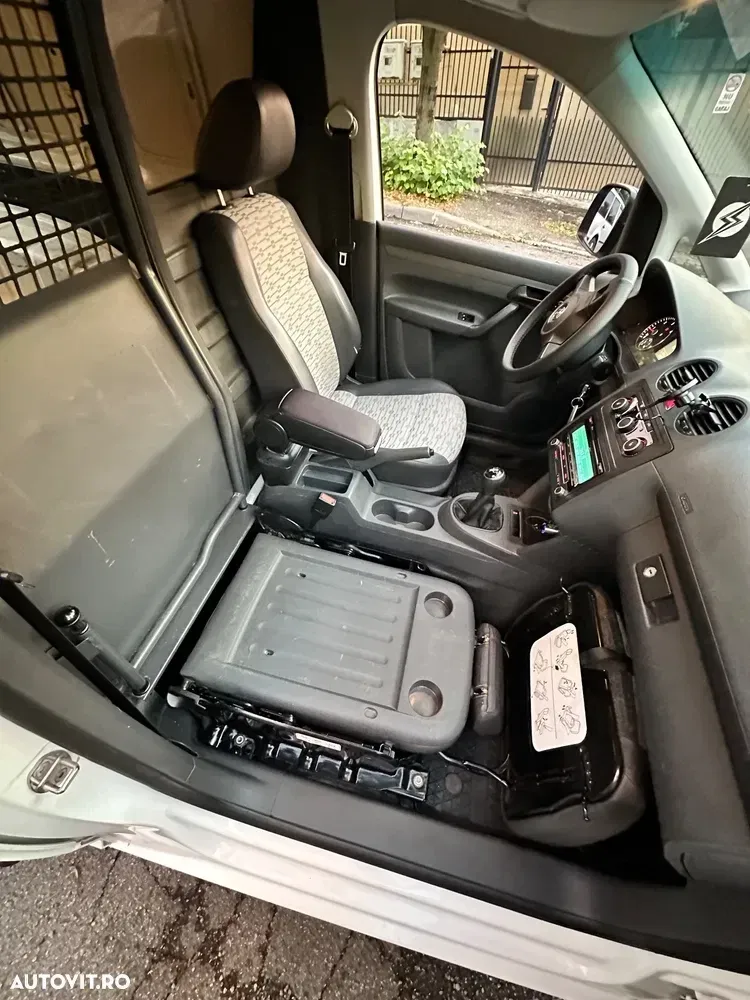 Volkswagen Caddy — imagine 6