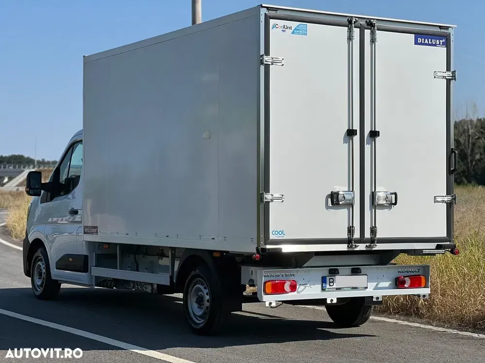 Renault Master — imagine 5