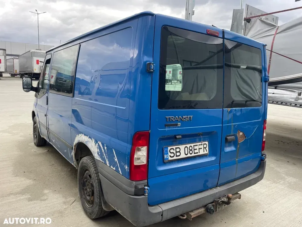 Ford TRANZIT — imagine 3
