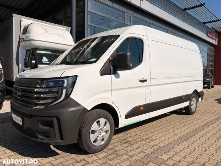 Nissan Interstar