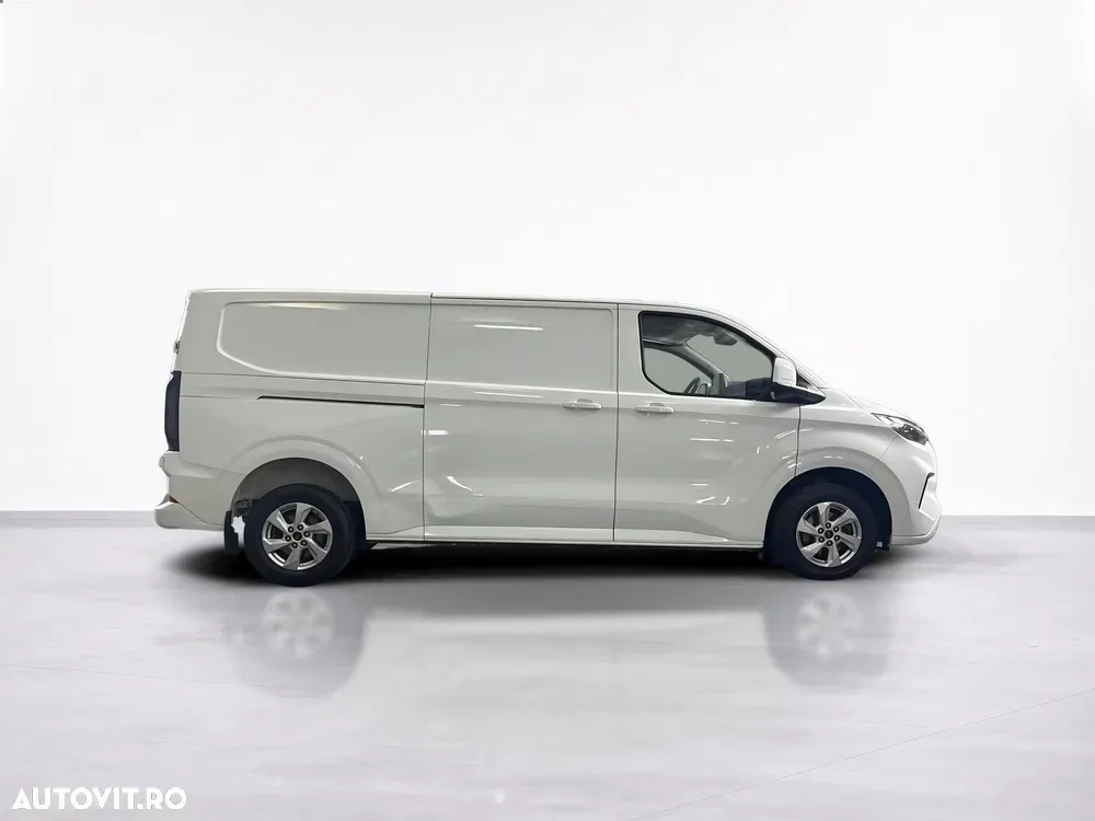 Ford Transit — imagine 6