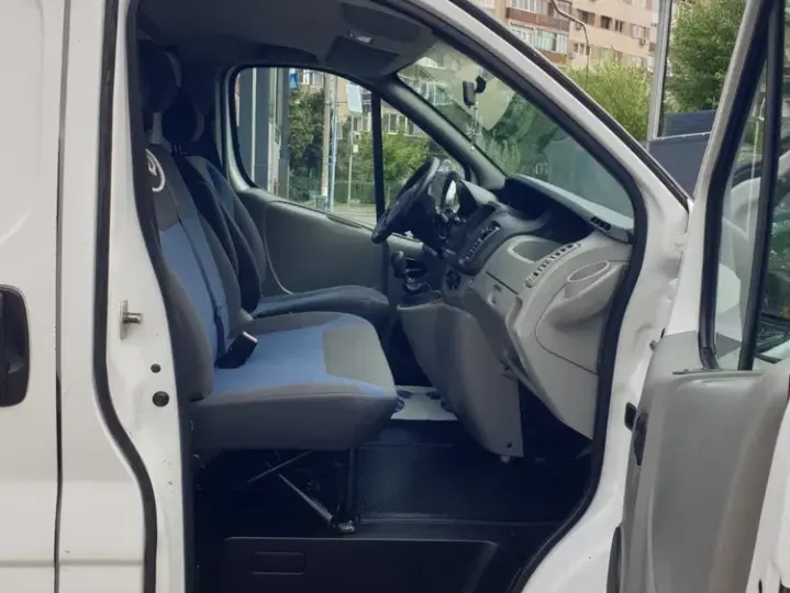 Renault Trafic L2H2