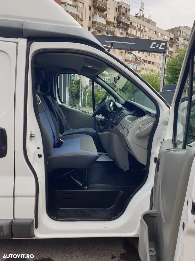 Renault Trafic L2H2 — imagine 4