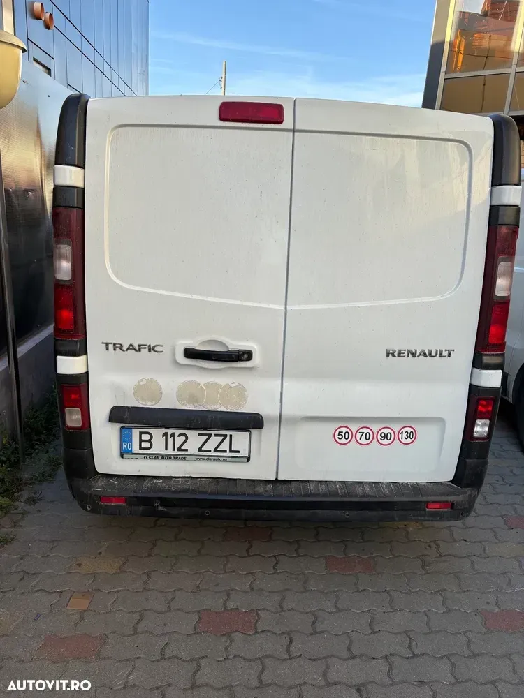 Renault TRAFIC — imagine 5