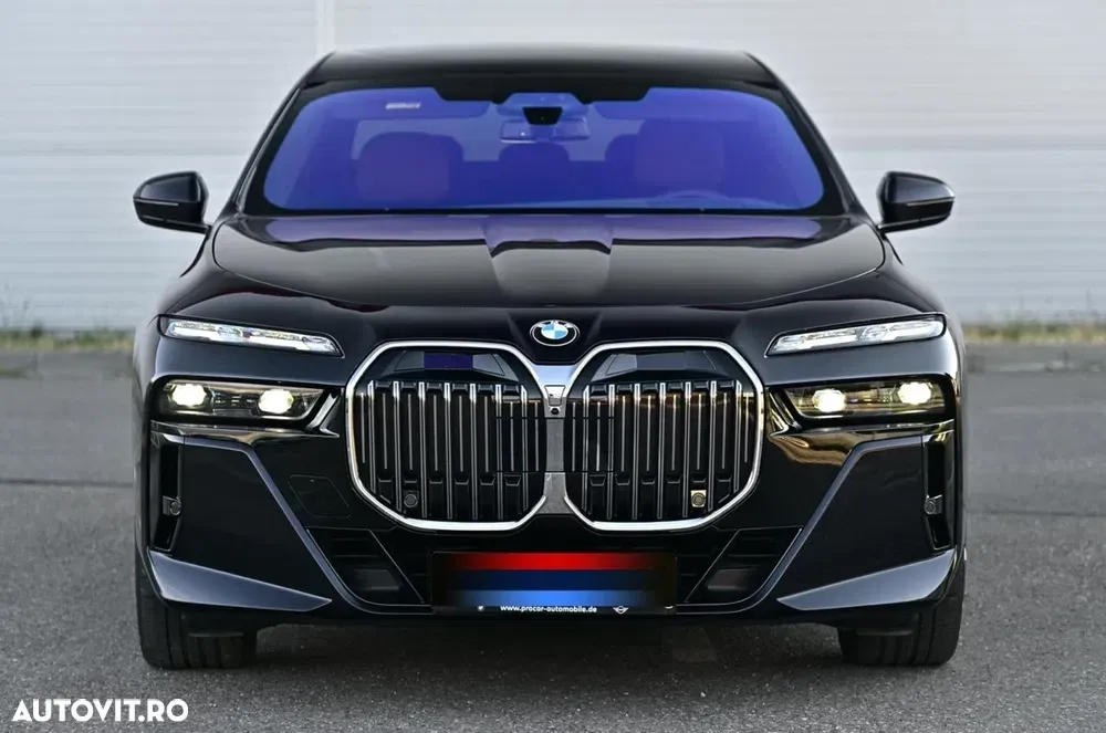 BMW Seria 7 — imagine 2