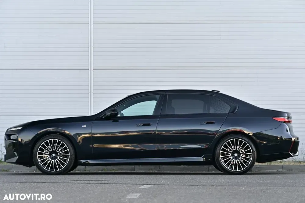 BMW Seria 7 — imagine 6