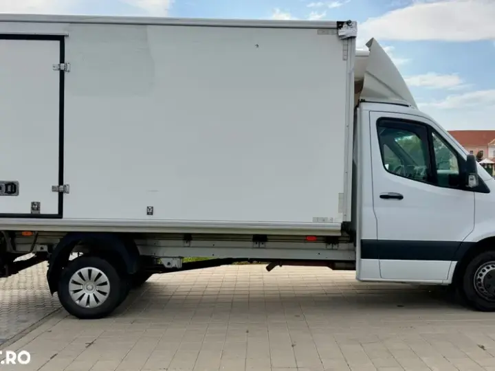 Mercedes-Benz Sprinter punte dubla frigorific / lift
