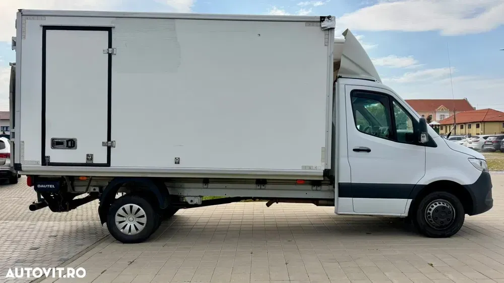 Mercedes-Benz Sprinter punte dubla frigorific / lift — imagine 3