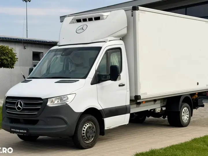 Mercedes-Benz Sprinter punte dubla frigorific / lift