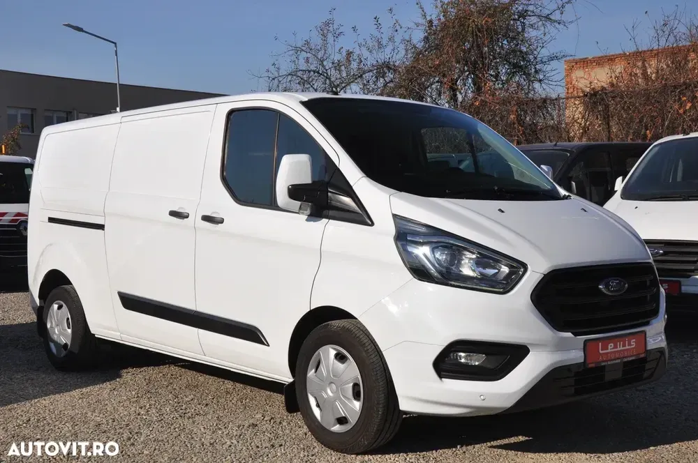 Ford Transit Custom L2H1 Automat — imagine 3