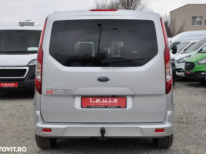 Ford Tourneo Connect L2H1 5 Locuri