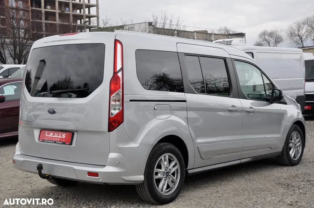 Ford Tourneo Connect L2H1 5 Locuri — imagine 4