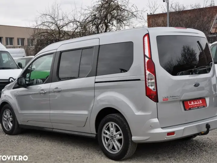 Ford Tourneo Connect L2H1 5 Locuri