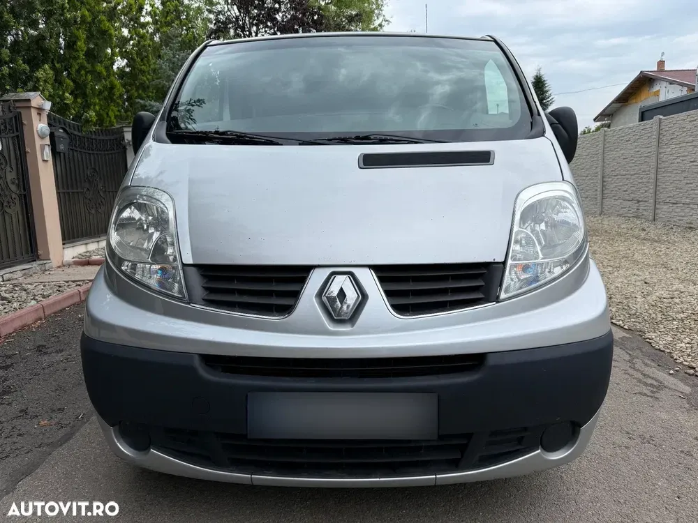 Renault TRAFIC — imagine 5