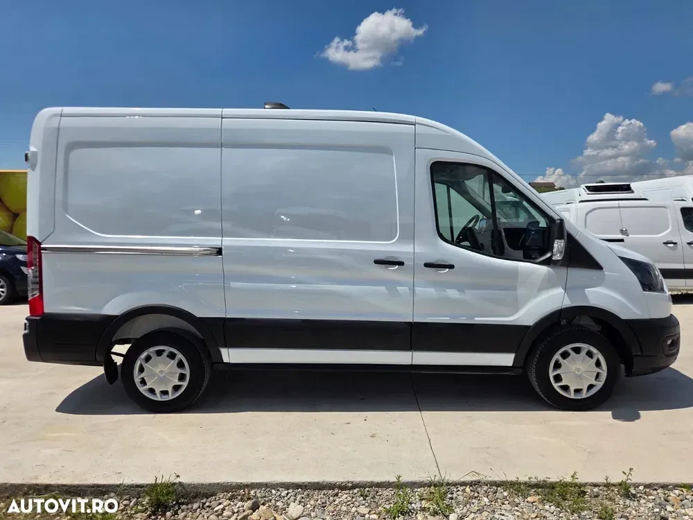 Ford New Transit EcoBlue L2H2 — imagine 5