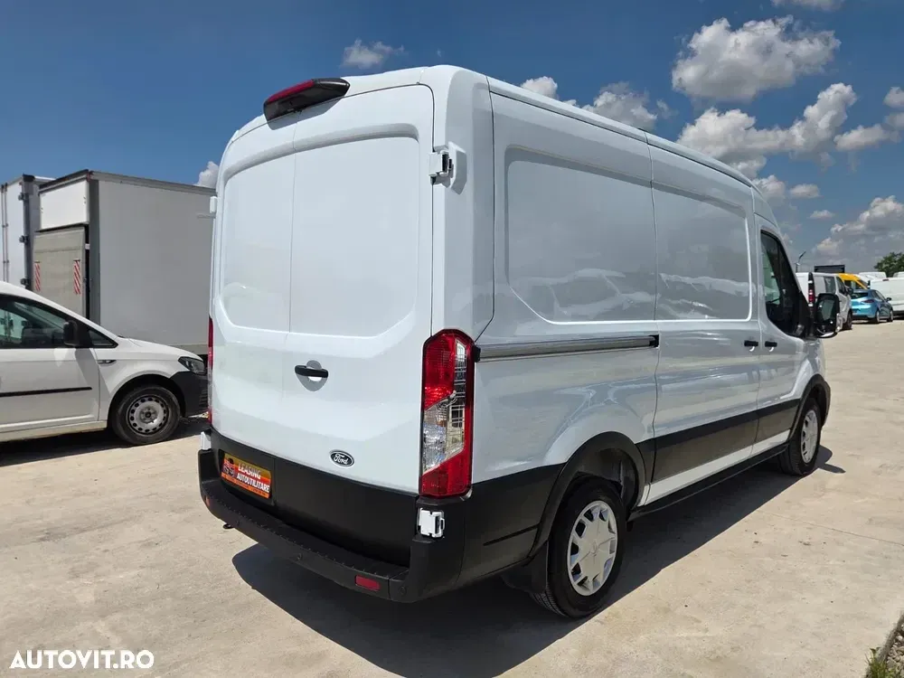 Ford New Transit EcoBlue L2H2 — imagine 6