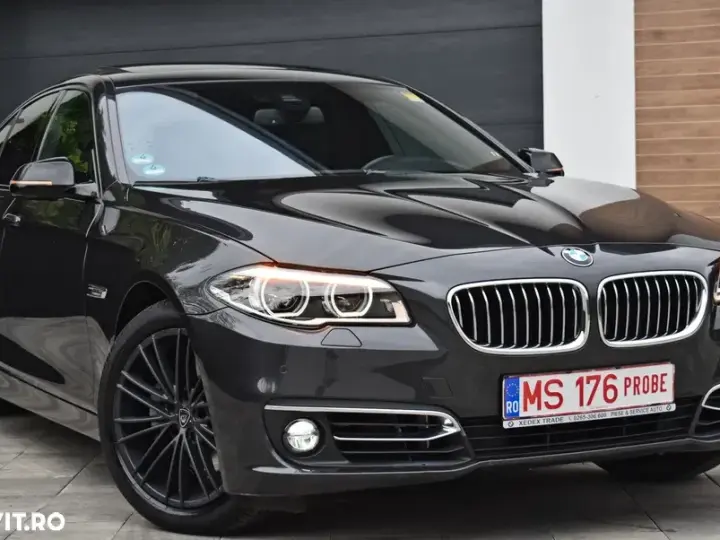 BMW Seria 5 F10/F11/F07 [2010 - 2017] 520d Aut. Luxury Line