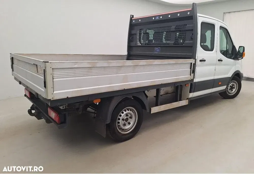 Ford Transit DoubleCab — imagine 5