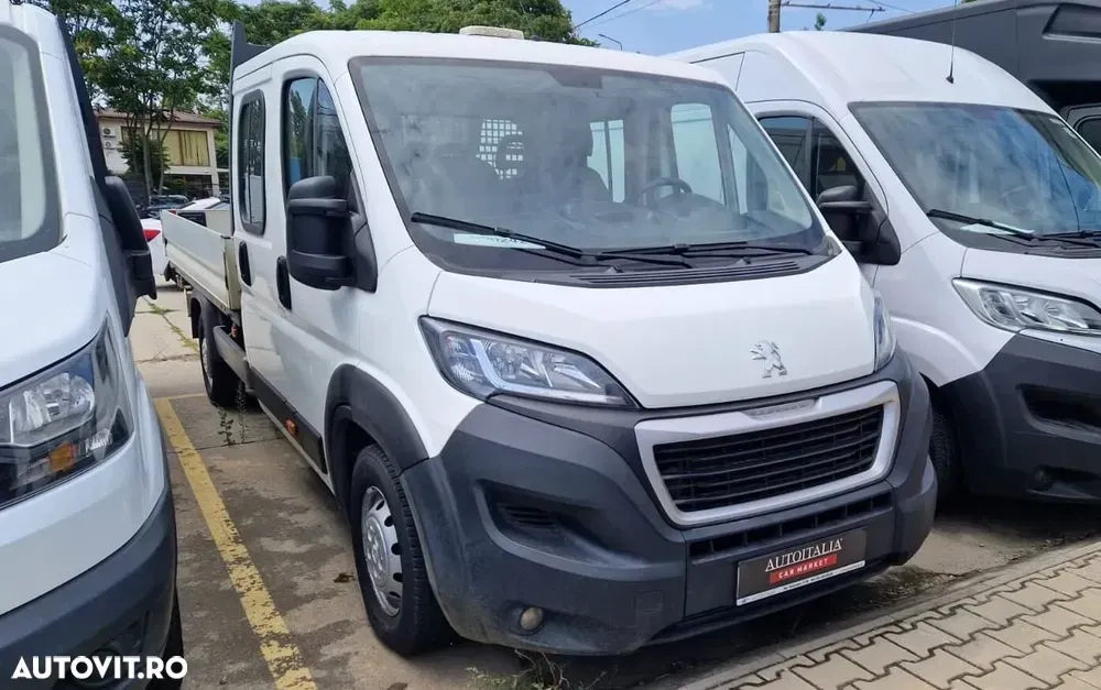 Peugeot Boxer DoubleCab — imagine 2