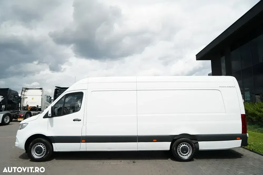 Mercedes-Benz SPRINTER 315 CDI / MAXI / 4,8 m TINĂ / PANEL / IMPORTAT / EURO 6 — imagine 4