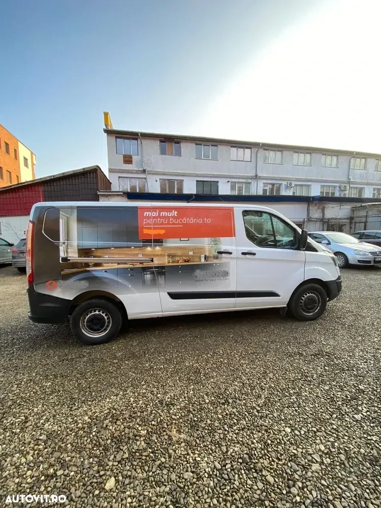 Ford Transit Custom — imagine 3