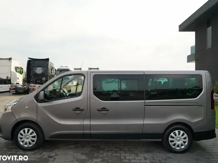 Renault TRAFIC III / BUS / 9 MIEJSC / 2020 ROK / SERWISOWANY / EURO 6