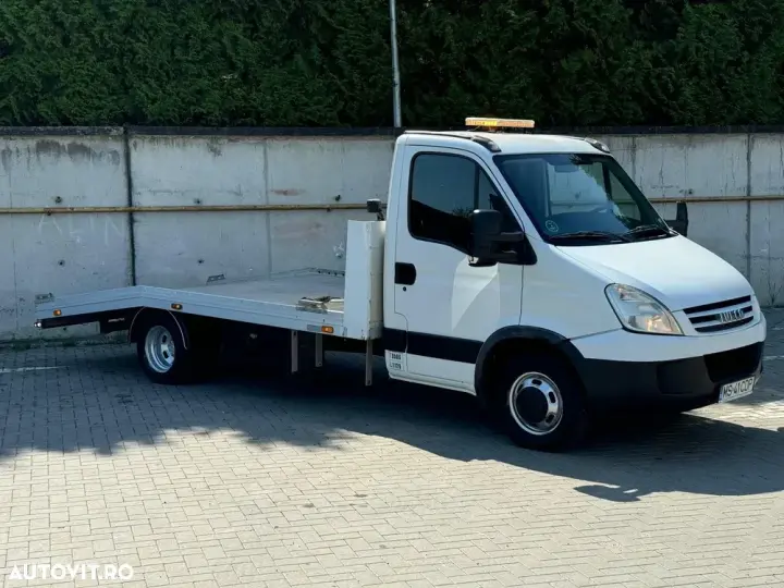 Iveco Daily 35C18 autotransportor