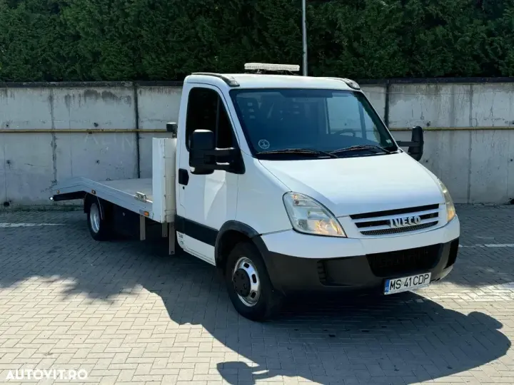 Iveco Daily 35C18 autotransportor