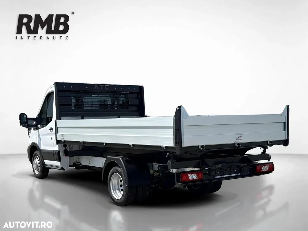 Ford Transit — imagine 3