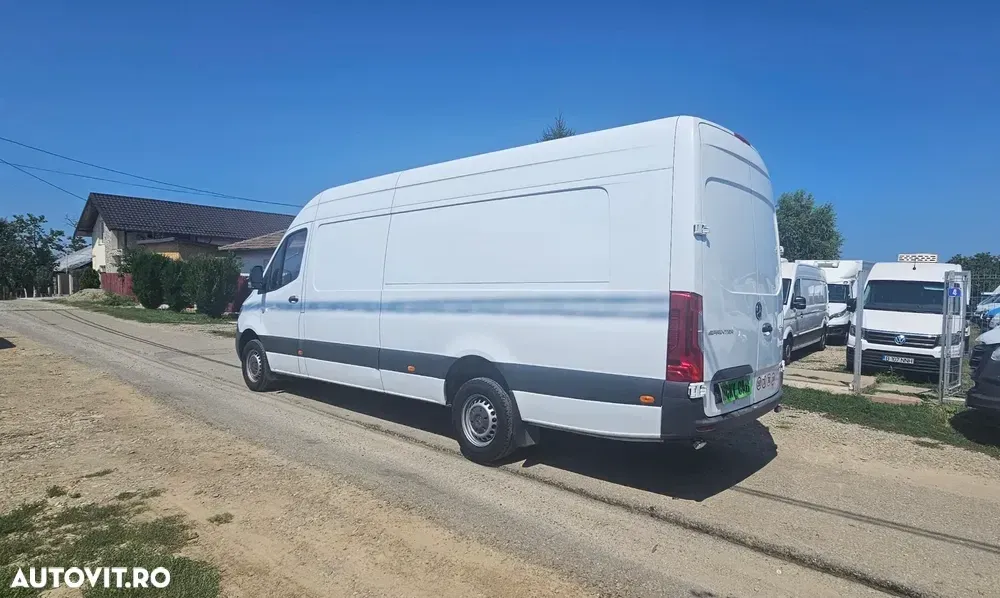 Mercedes-Benz Sprinter Extra Lung — imagine 6