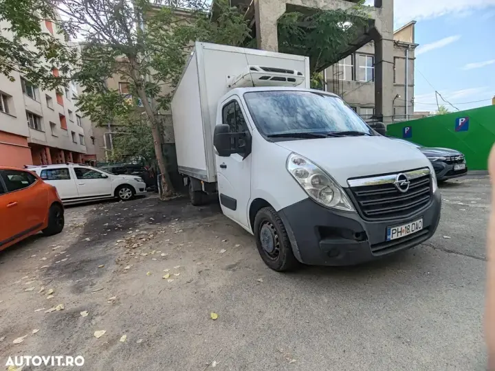 Opel Movano