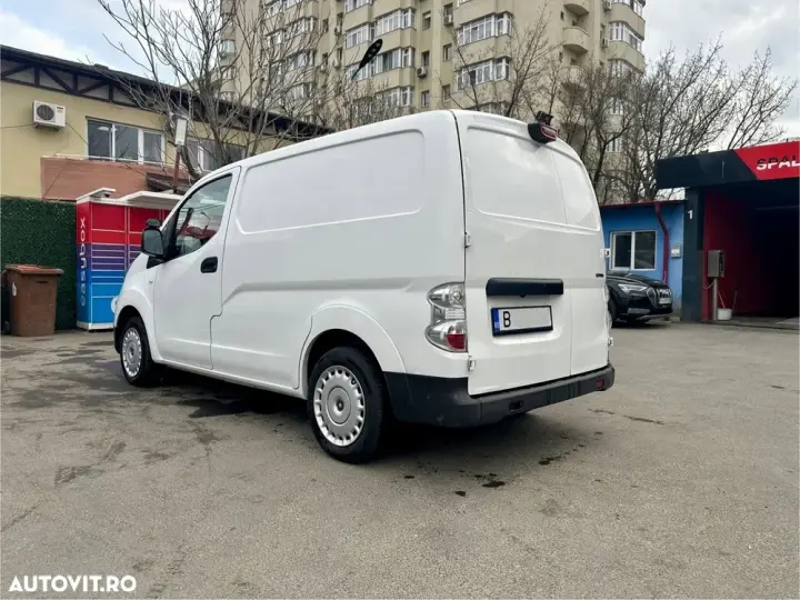 Nissan e-NV200
