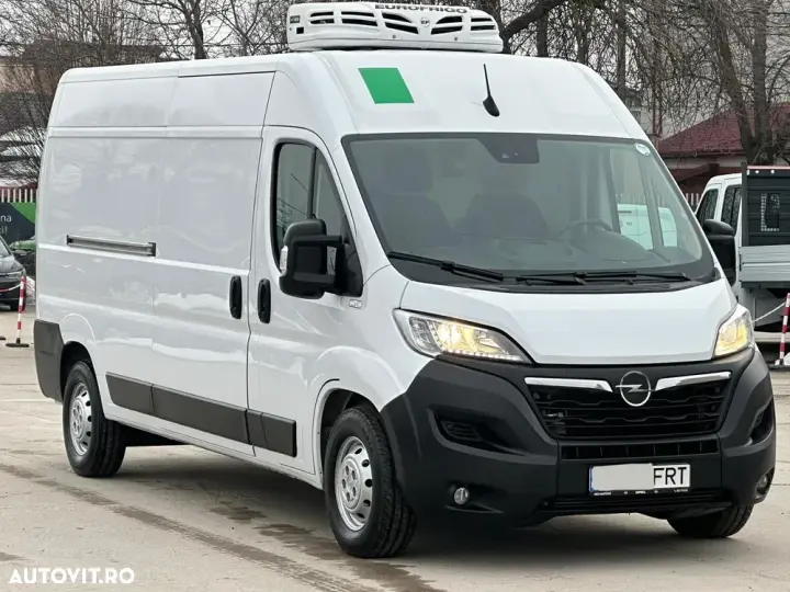 Opel Movanu