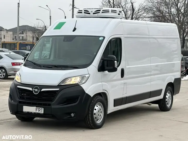 Opel Movanu