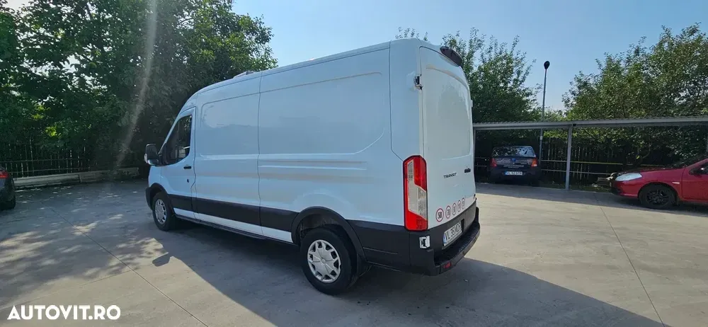 Ford Transit — imagine 6