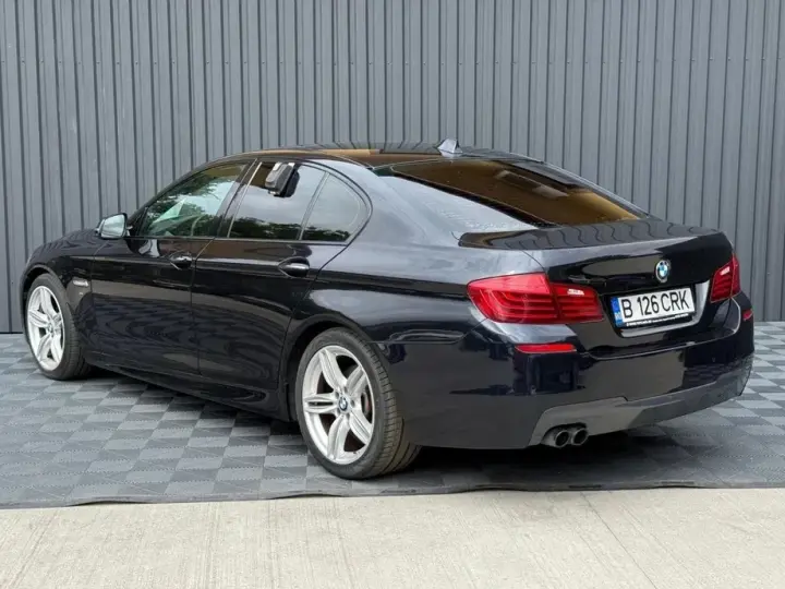 BMW Seria 5 520i Sport-Aut.