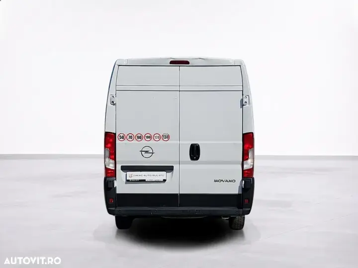 Opel Movano