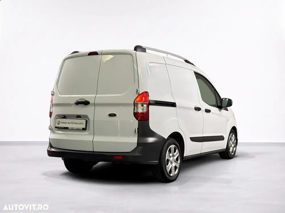 Ford Transit — imagine 5