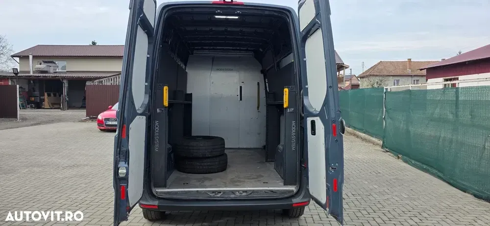 Mercedes-Benz Sprinter — imagine 3