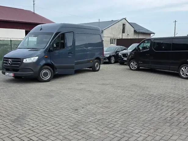 Mercedes-Benz Sprinter