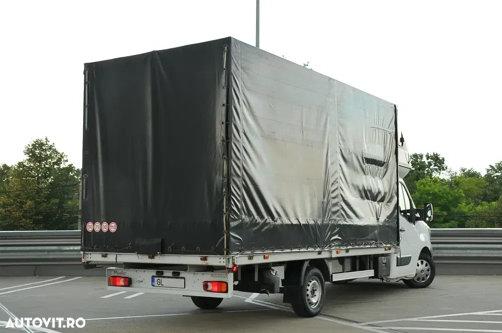 Renault Master cu lift — imagine 3