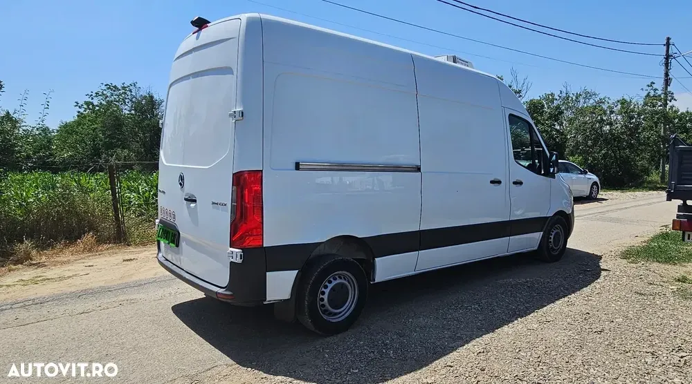 Mercedes-Benz Sprinter Frigorific Thermoking — imagine 5