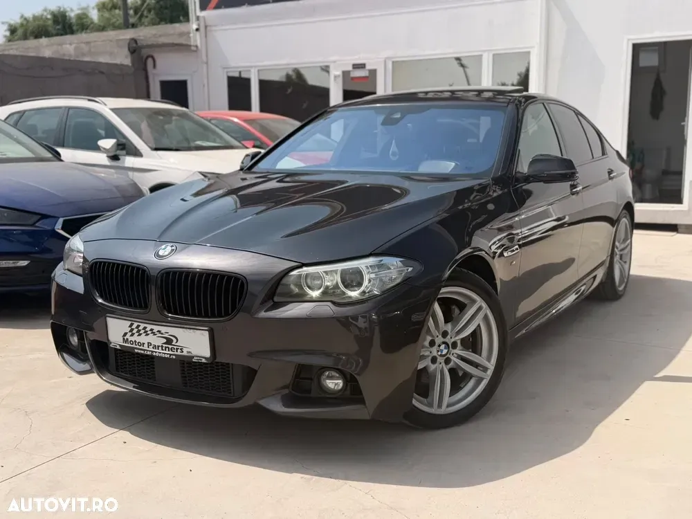 BMW Seria 5 F10/F11/F07 [2010 - 2017] 530d Sport-Aut. Modern Line — imagine 3