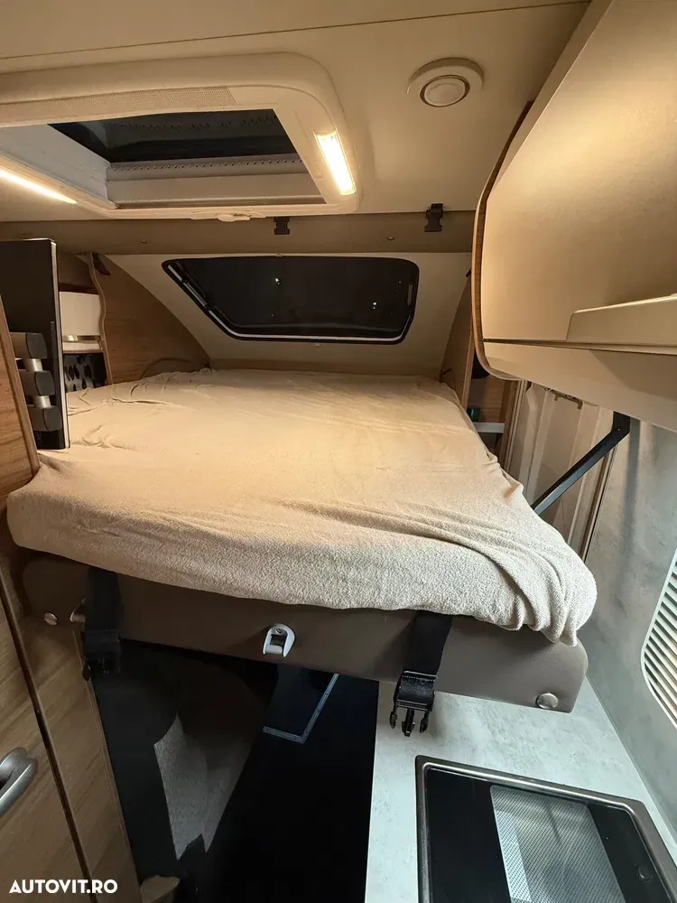 Volkswagen Tourer van 500mq — imagine 6