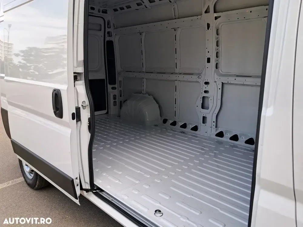 Peugeot BOXER Furgon L3H2 — imagine 6