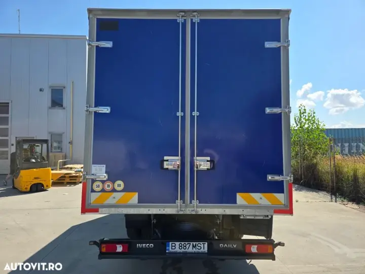 Iveco DAILY 70C18